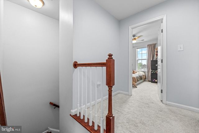 24 CHAMBERLAIN CT, Glen Mills, PA 19342