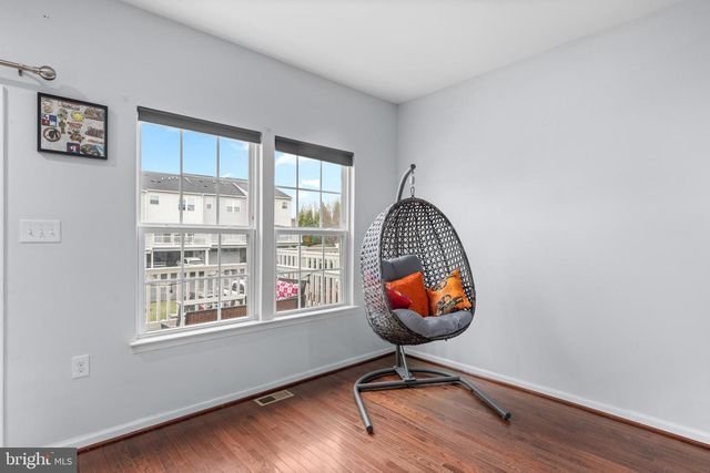 24 CHAMBERLAIN CT, Glen Mills, PA 19342