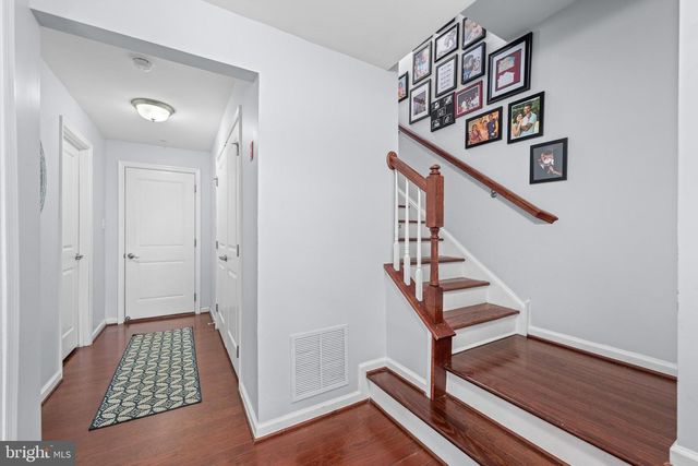 24 CHAMBERLAIN CT, Glen Mills, PA 19342