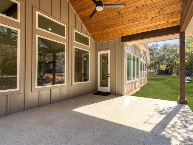 1270 Misty Ln, Spring Branch, TX 78070