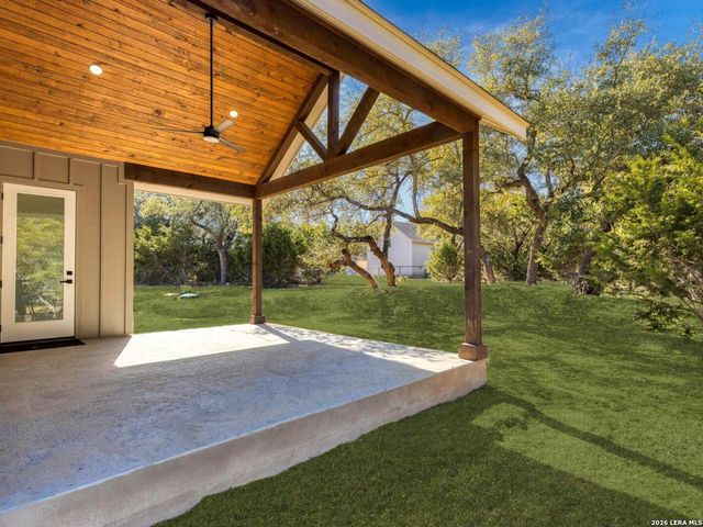 1270 Misty Ln, Spring Branch, TX 78070