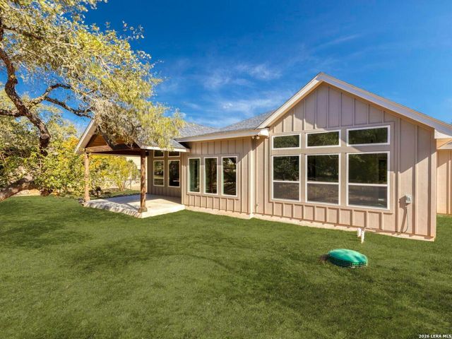 1270 Misty Ln, Spring Branch, TX 78070