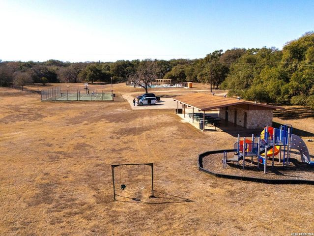 1270 Misty Ln, Spring Branch, TX 78070