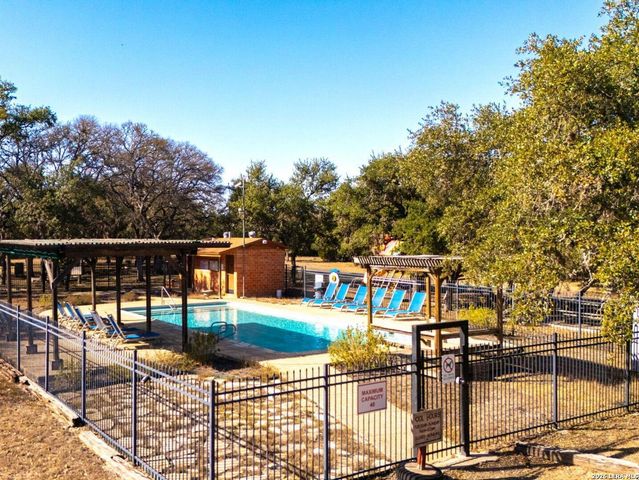 1270 Misty Ln, Spring Branch, TX 78070