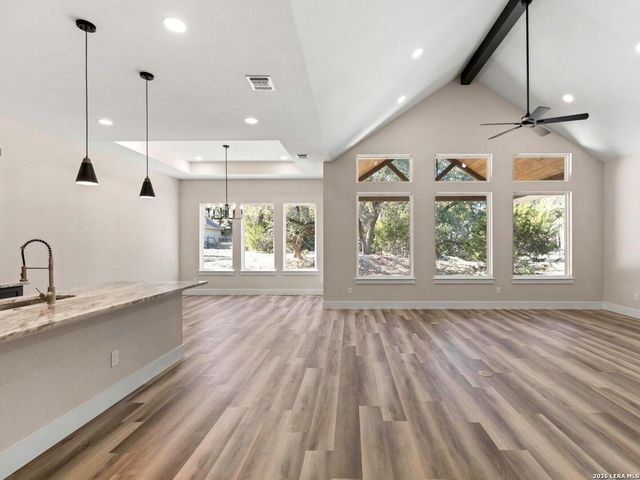 1270 Misty Ln, Spring Branch, TX 78070