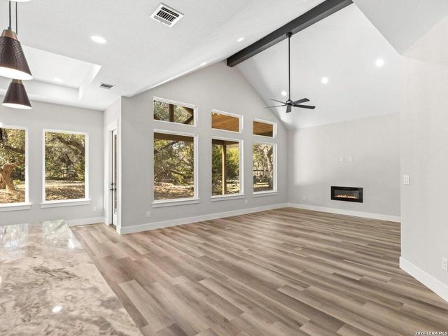 1270 Misty Ln, Spring Branch, TX 78070