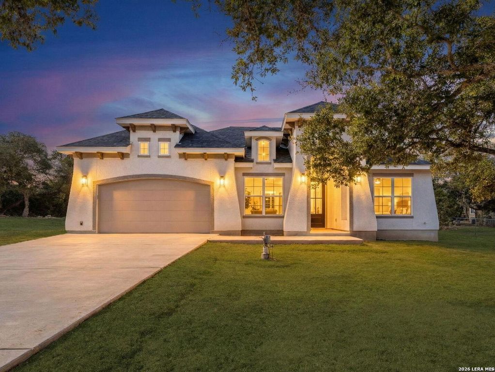 1270 Misty Ln, Spring Branch, TX 78070