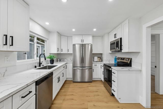 316 4Th St, Ramona, CA 92065