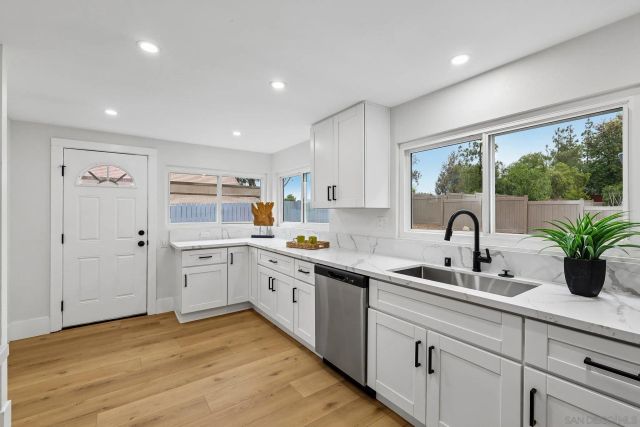 316 4Th St, Ramona, CA 92065
