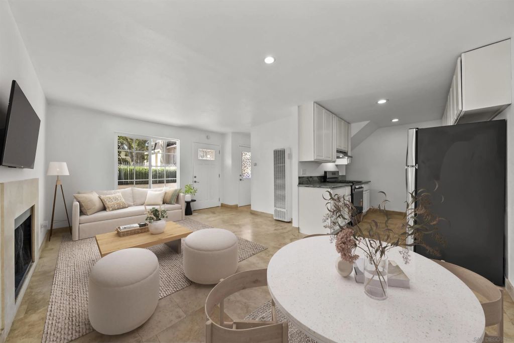 4489 Mayberry, San Diego, CA 92113