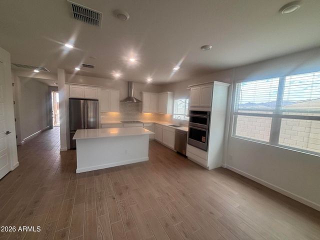 17660 W BROWN Street, Waddell, AZ 85355