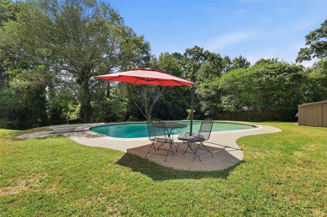 30211 Rickett Lane, Magnolia, TX 77355