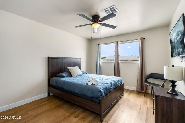 6614 E LATHAM Street, Scottsdale, AZ 85257