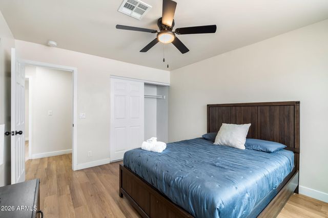 6614 E LATHAM Street, Scottsdale, AZ 85257
