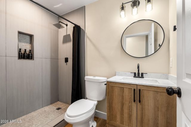 6614 E LATHAM Street, Scottsdale, AZ 85257