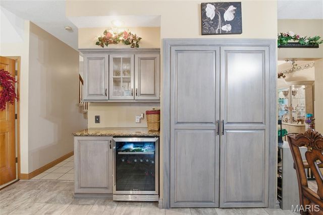 2349 Greenfield Drive, Belleville, IL 62221