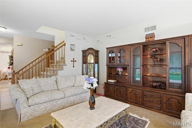 2349 Greenfield Drive, Belleville, IL 62221