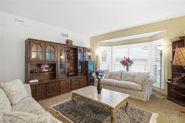 2349 Greenfield Drive, Belleville, IL 62221