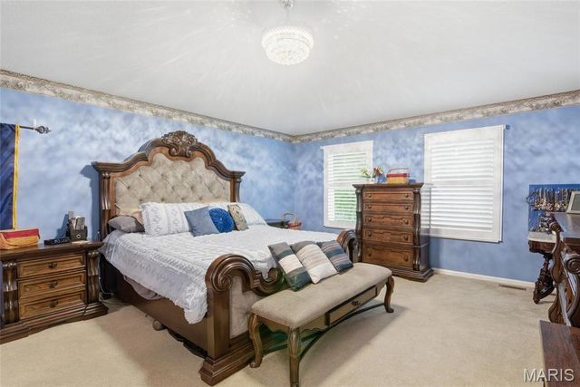 2349 Greenfield Drive, Belleville, IL 62221