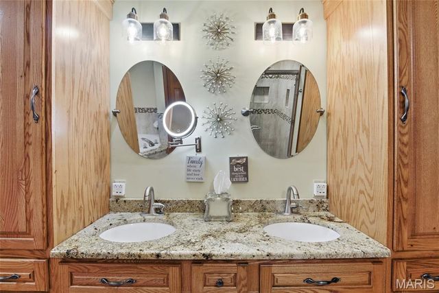 2349 Greenfield Drive, Belleville, IL 62221