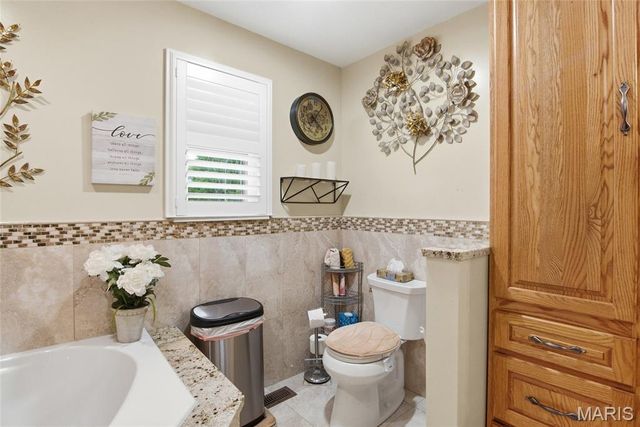2349 Greenfield Drive, Belleville, IL 62221
