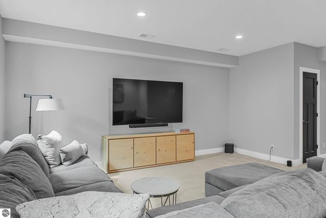 4771 Arbor Grove Drive, Traverse City, MI 49685