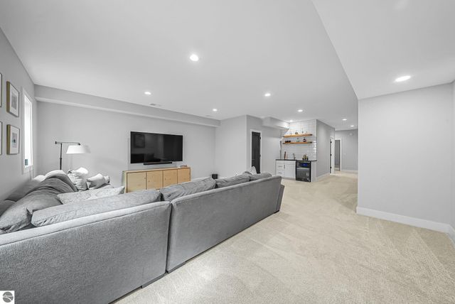 4771 Arbor Grove Drive, Traverse City, MI 49685