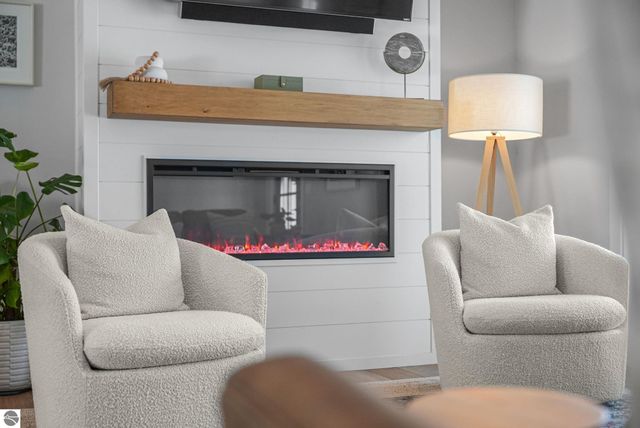 4771 Arbor Grove Drive, Traverse City, MI 49685