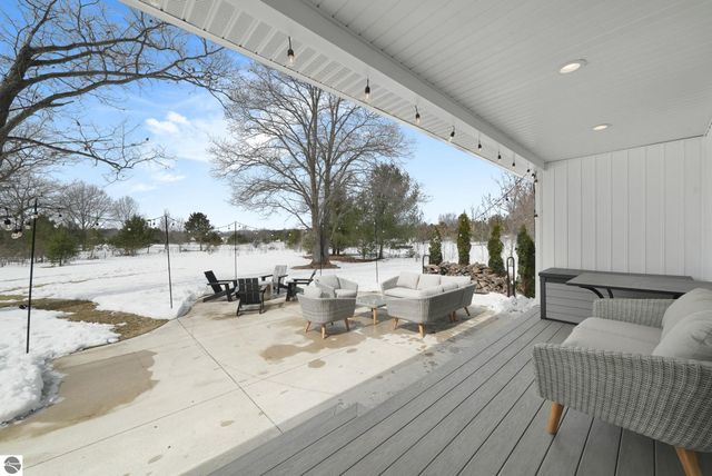 4771 Arbor Grove Drive, Traverse City, MI 49685