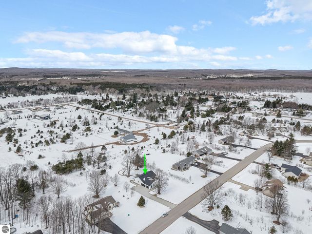 4771 Arbor Grove Drive, Traverse City, MI 49685