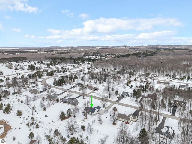 4771 Arbor Grove Drive, Traverse City, MI 49685