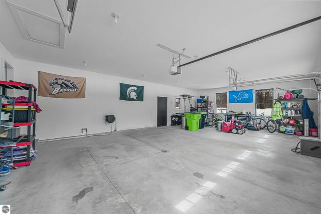 4771 Arbor Grove Drive, Traverse City, MI 49685