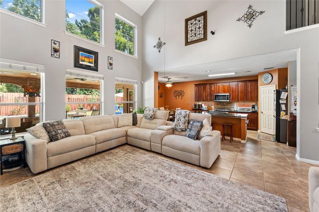 3007 Macoma Avenue, Pearland, TX 77581