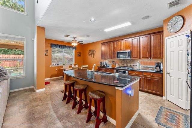 3007 Macoma Avenue, Pearland, TX 77581