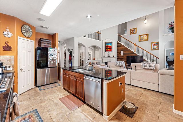 3007 Macoma Avenue, Pearland, TX 77581