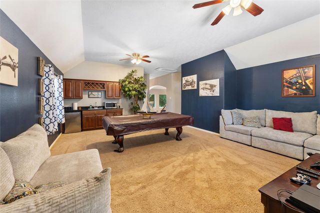 3007 Macoma Avenue, Pearland, TX 77581