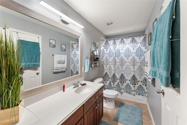 3007 Macoma Avenue, Pearland, TX 77581