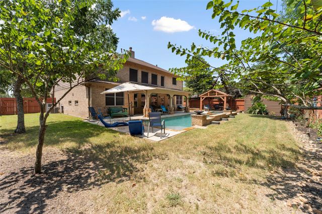 3007 Macoma Avenue, Pearland, TX 77581