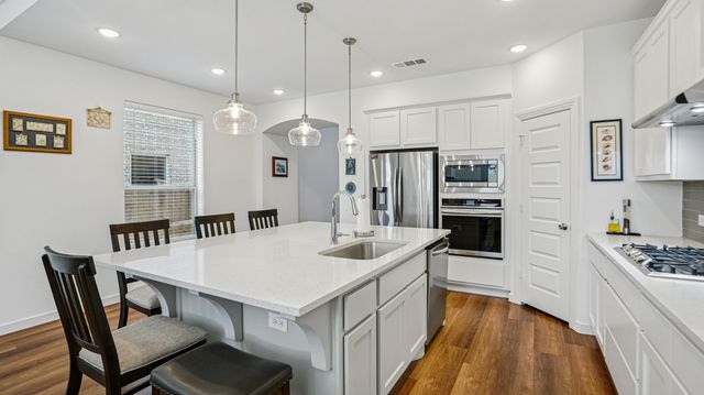 1916 Jumper Fields Drive, Aubrey, TX 76227