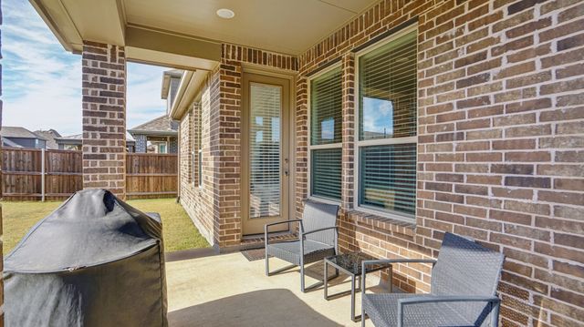 1916 Jumper Fields Drive, Aubrey, TX 76227