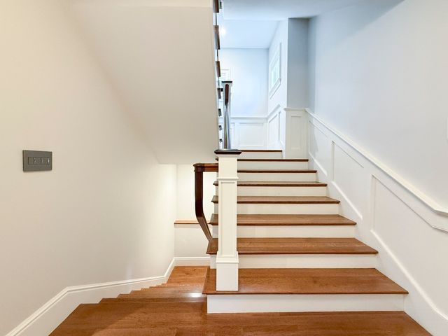 35 Willard St, Cambridge, MA 02138