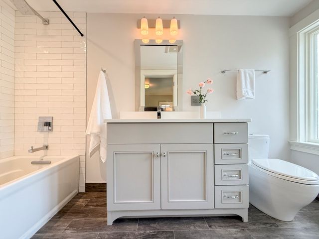 35 Willard St, Cambridge, MA 02138