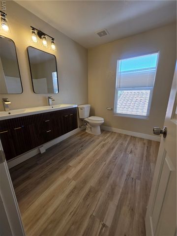 5032 Whistling Acres Avenue, Las Vegas, NV 89131