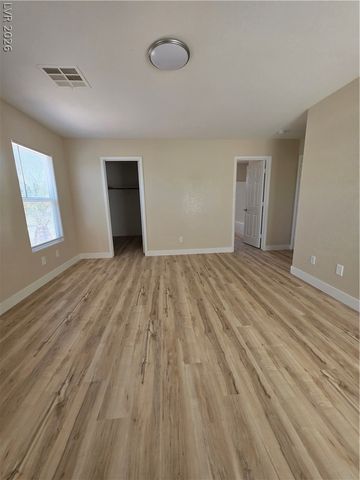 5032 Whistling Acres Avenue, Las Vegas, NV 89131