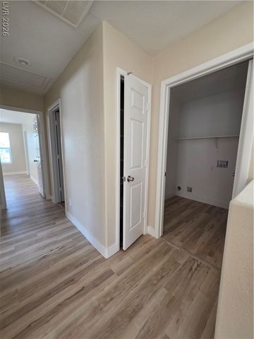 5032 Whistling Acres Avenue, Las Vegas, NV 89131