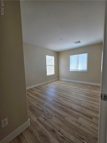 5032 Whistling Acres Avenue, Las Vegas, NV 89131