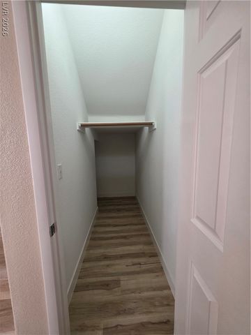 5032 Whistling Acres Avenue, Las Vegas, NV 89131