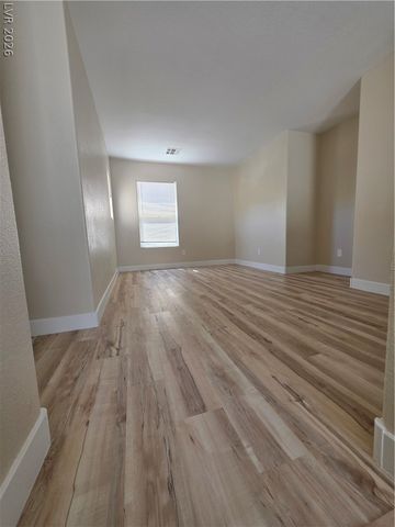 5032 Whistling Acres Avenue, Las Vegas, NV 89131