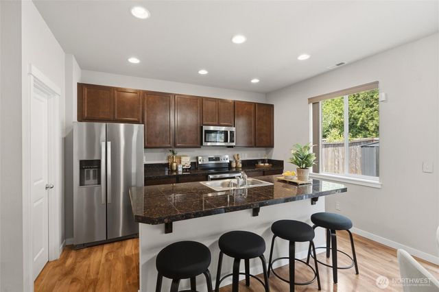 10339 White Deer Place NW, Silverdale, WA 98383