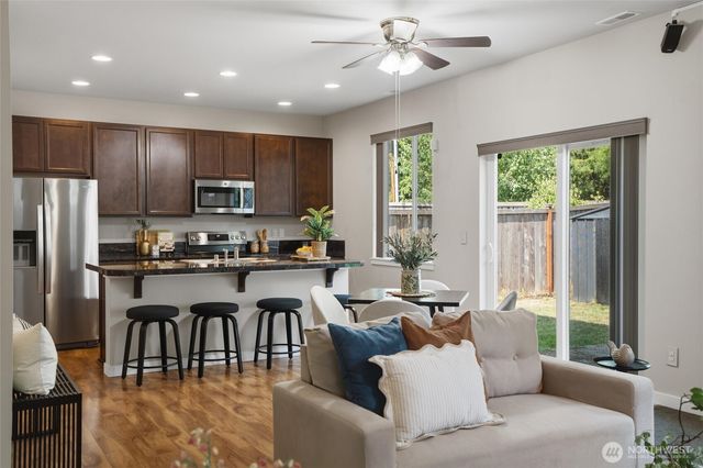 10339 White Deer Place NW, Silverdale, WA 98383